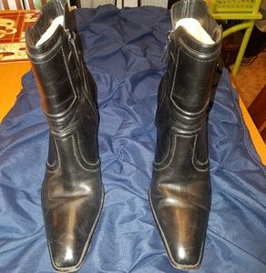 Cole Hann leather ankle boots